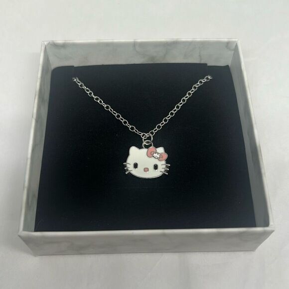 Hello Kitty ￼ Necklace - Picture 1 of 1